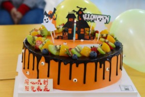 員工生日會(huì )遇上鬼馬萬(wàn)圣節 | 一起來(lái)搞怪
